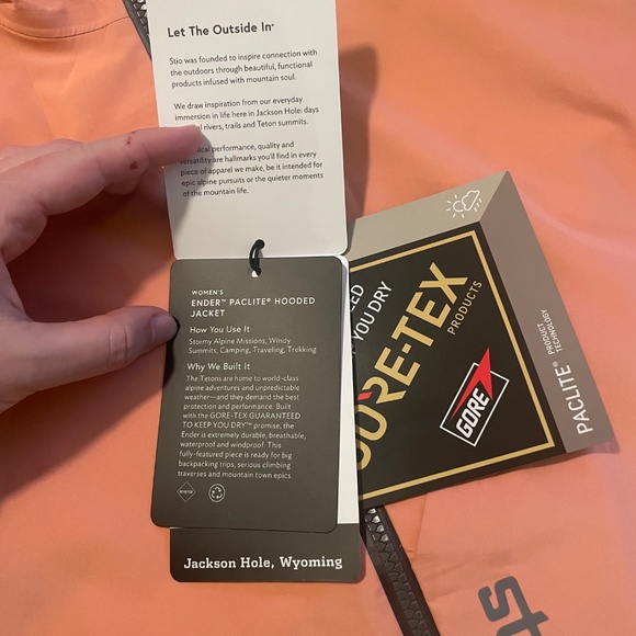 Stio Women’s Ender Hooded Jacket - Desert Coral - Picture 3 of 5